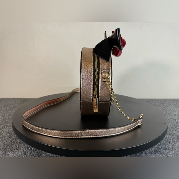 Danielle Nicole Disney Beauty and the Beast Belle Pink Crossbody Bag - Picture 5 of 13